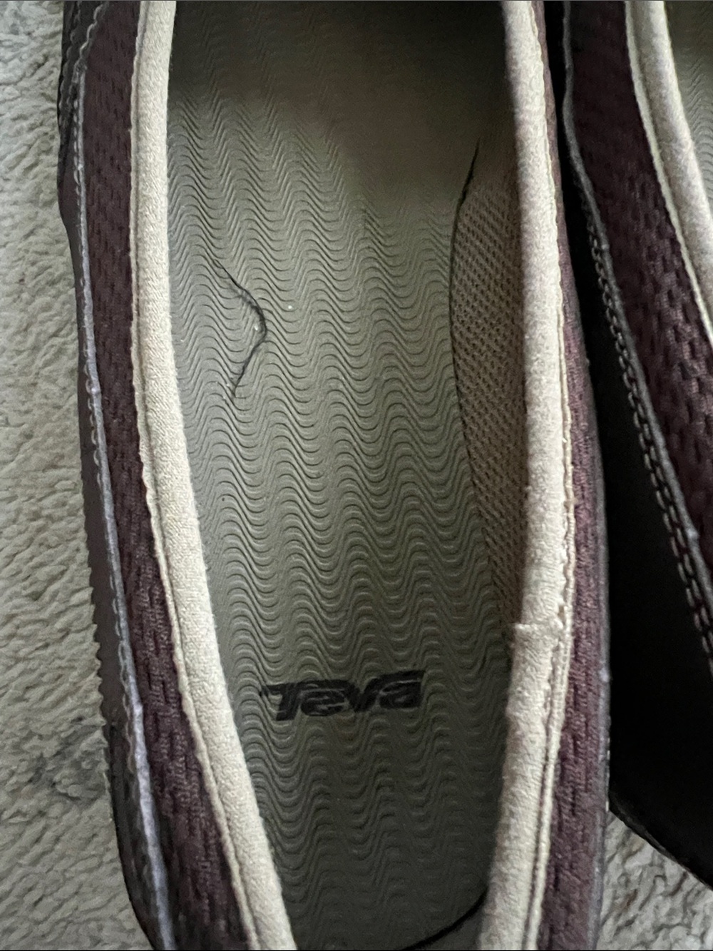 Teva Comfort Casual Slip-On Flats in Brown - Women's size 9 - Picture 2 of 5